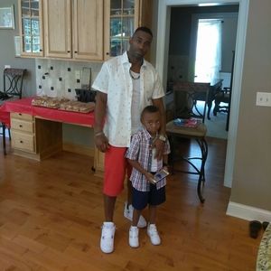 Meet your Posher, Rj